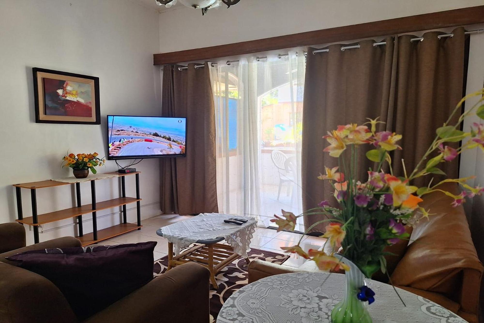 Citadel Bed And Breakfast Puerto Princesa Bagian luar foto