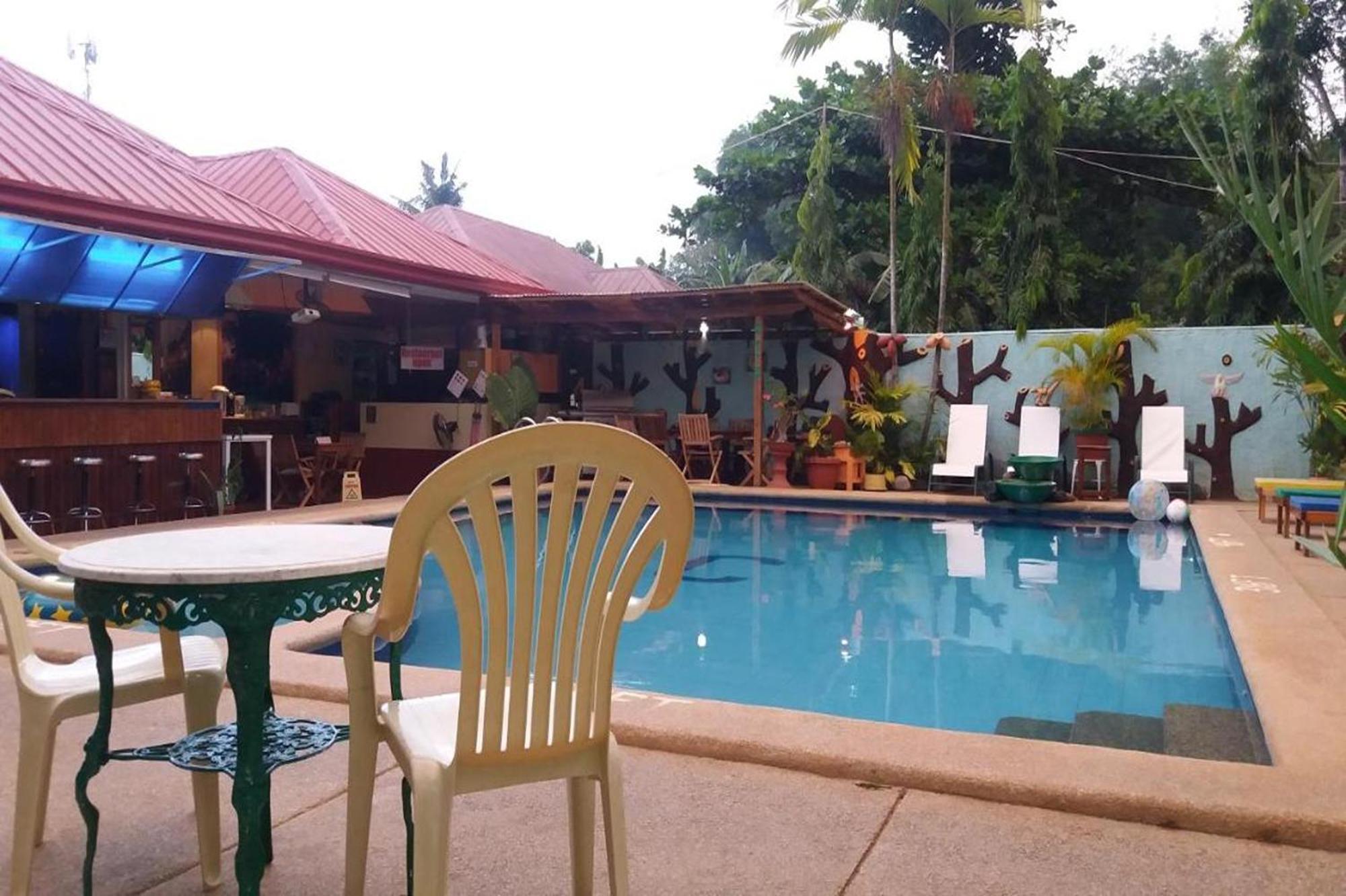 Citadel Bed And Breakfast Puerto Princesa Bagian luar foto