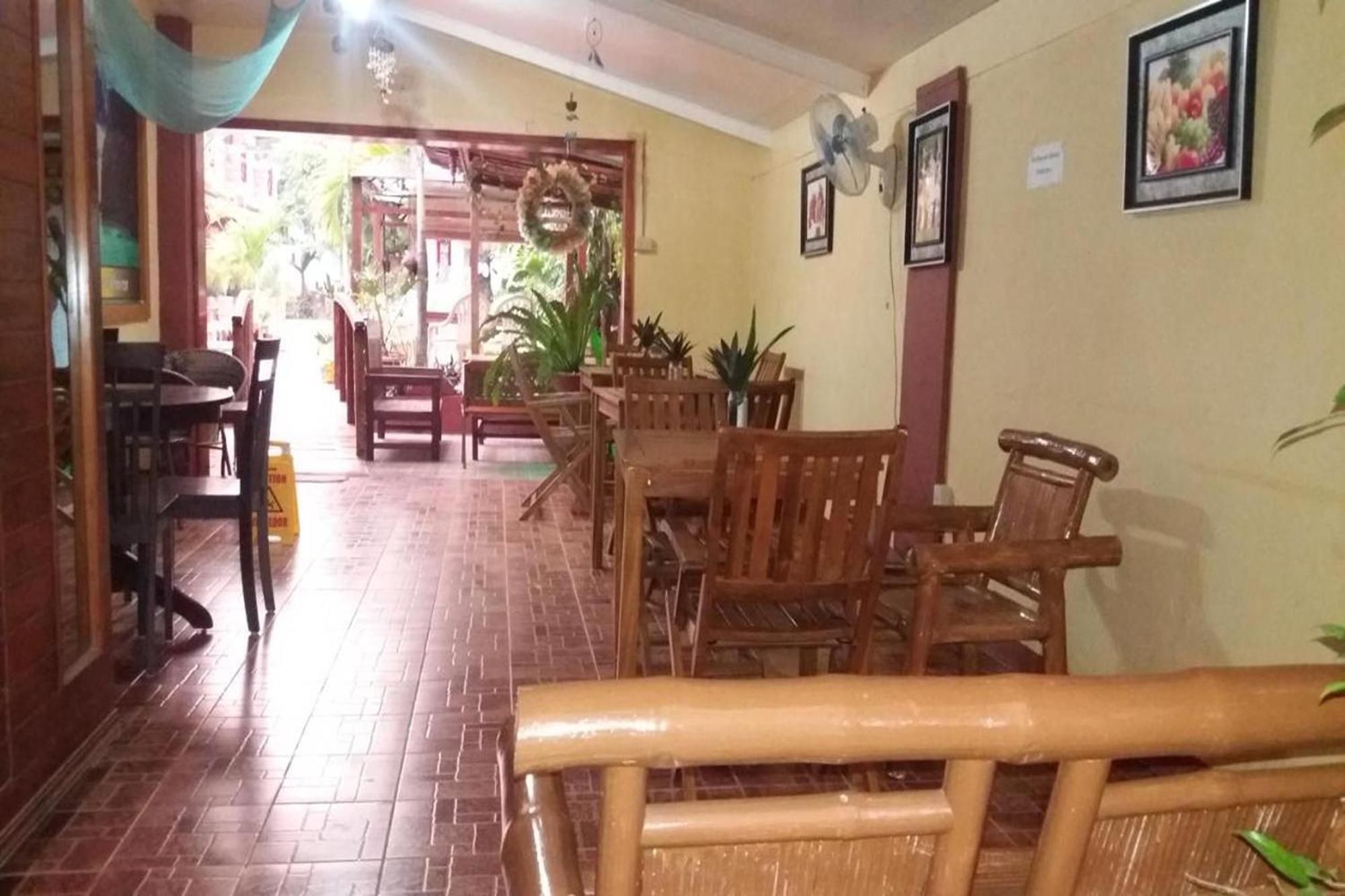 Citadel Bed And Breakfast Puerto Princesa Bagian luar foto