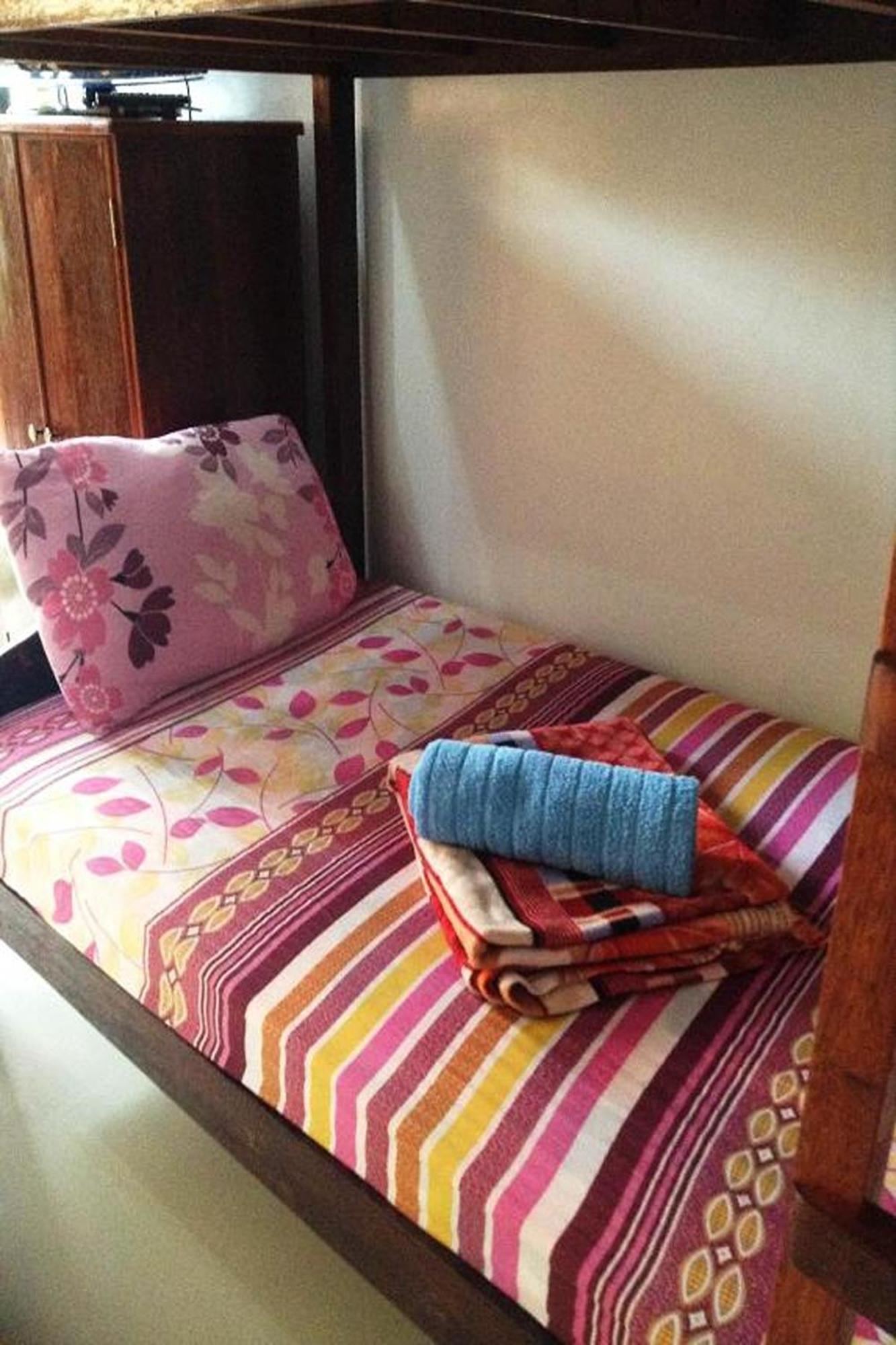 Citadel Bed And Breakfast Puerto Princesa Bagian luar foto