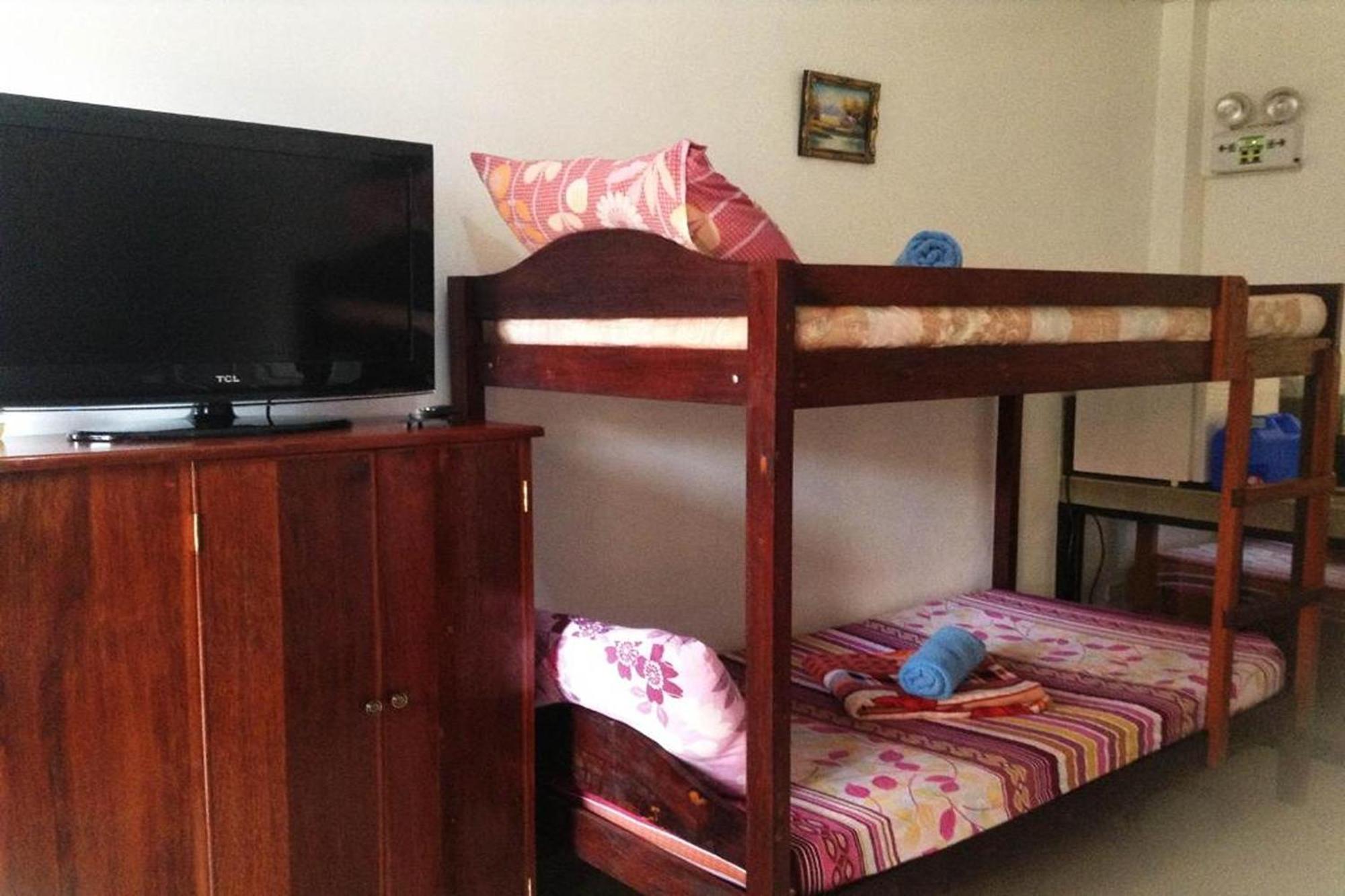 Citadel Bed And Breakfast Puerto Princesa Bagian luar foto