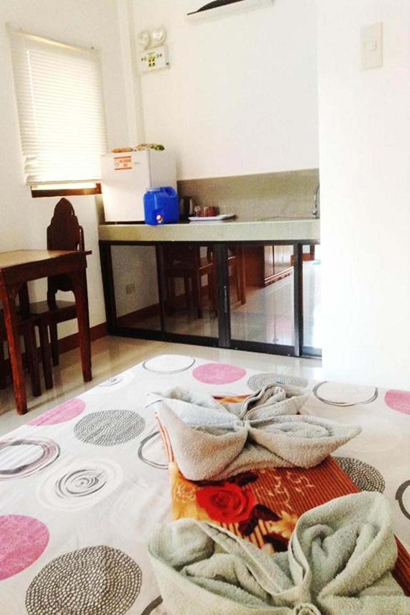 Citadel Bed And Breakfast Puerto Princesa Bagian luar foto