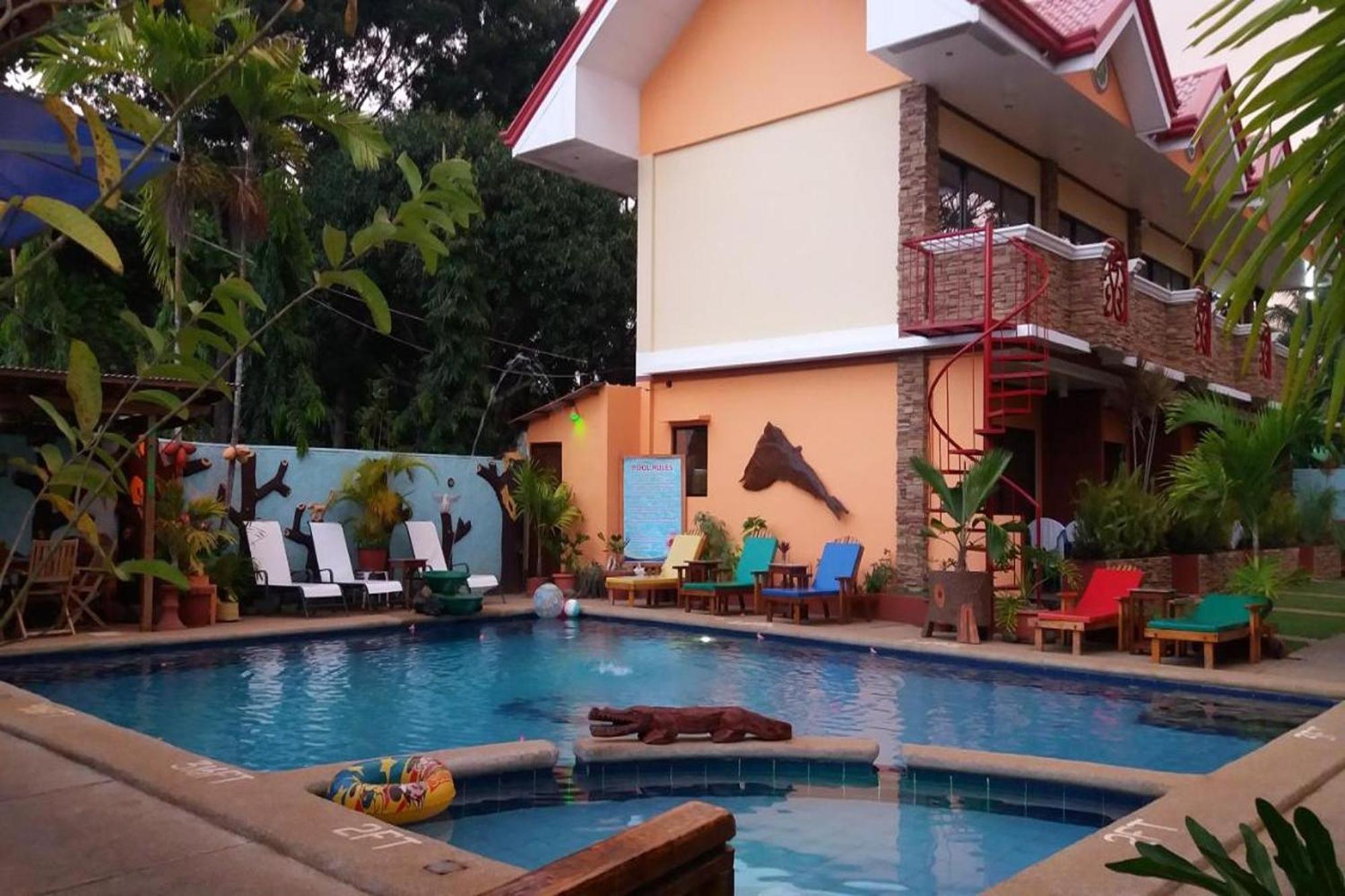 Citadel Bed And Breakfast Puerto Princesa Bagian luar foto